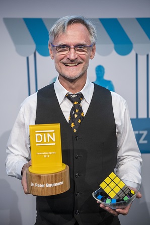 DIN Innovation Award for Peter Baumann.